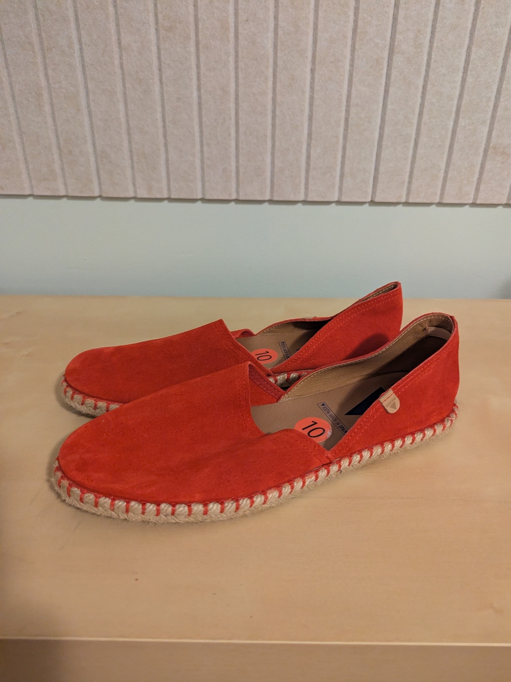 Verbenas Women's Carmen Red Leather Suede Espadrilles Flats
